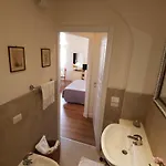 Ariediparma - Rooms&apartments בית הארחה