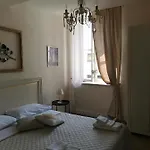 Ariediparma - Rooms&apartments Pensionat