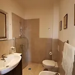 Ariediparma - Rooms&apartments בית הארחה פארמה