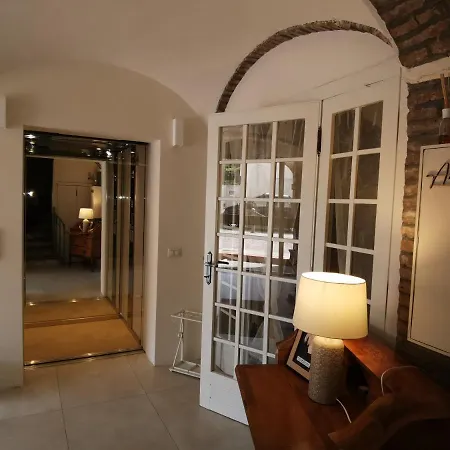 Maison d'hôtes Ariediparma - Rooms&apartments 4*