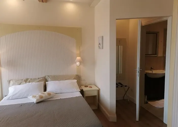 Ariediparma - Rooms&apartments Gæstehus Parma