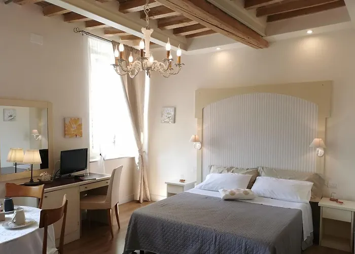 Ariediparma - Rooms&apartments 4* Parma